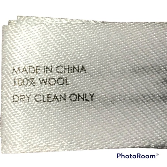 Michael Kors Cable Knit Cuffed Style Wool Hat - Picture 3 of 5